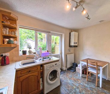 Wild Herons, Hook, RG27 - Photo 6