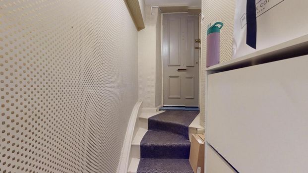 1 bedroom property to rent - Photo 1