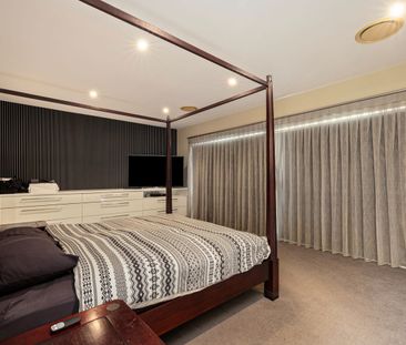 Private Family Retreat with Pool & Natural Surrounds - Photo 3