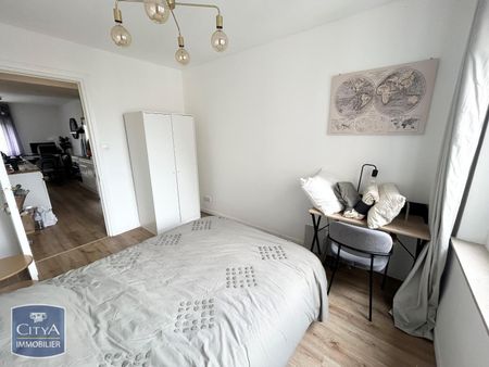 Location Appartement 1 pièce 9m² VALENCIENNES 59300 - Photo 2