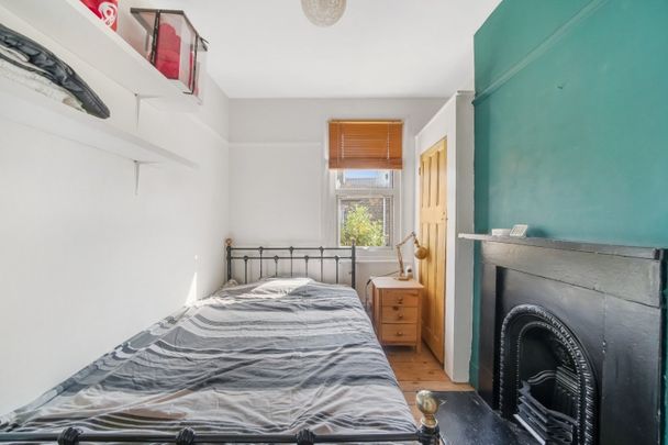3 Bed Terraced House, Glenavon Road, E15 - Photo 1