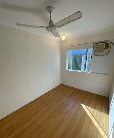 Low-Maintenance Living in a Prime Railway Estate Location - Photo 2