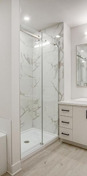 3 1/2 ou 4 1/2 avec Électroménagers et wifi inclus - Stationnement couvert. 1er juillet ! - Photo 1