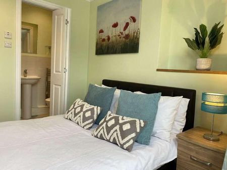 Rm, Aldermans Drive, Peterborough, PE3 - Photo 3