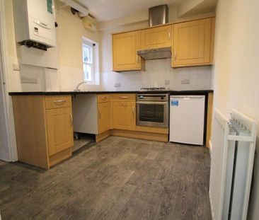 2 bedroom terraced house to rent - Photo 2