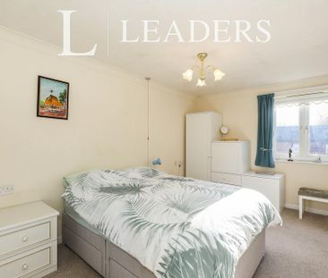 2 bedroom flat to rent - Photo 6