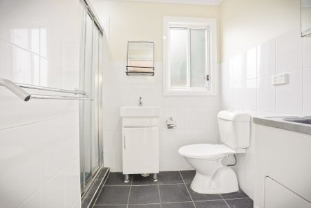 TWO BEDROOM GRANNY FLAT IN A GREAT LOCATION - Photo 2