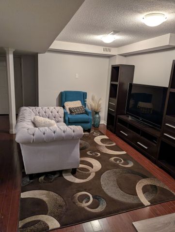 For Lease - 3434 CRIMSON KING Circle, Mississauga, Ontario - Photo 3