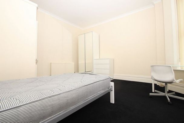 Student Apartment, Bournemouth Town Centre - Photo 1