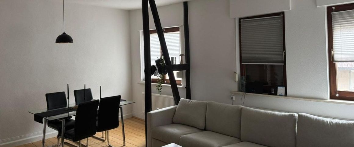 Helle 3 Zimmer-Etagenwohnung in der Stadtmiete - Photo 1