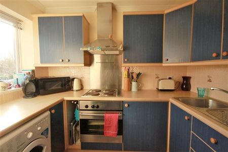 Lower Luton Road, Harpenden, AL5 5BX - Photo 2