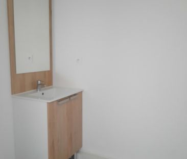 Location Appartement 1 pièce 18m² NIMES 30000 - Photo 5