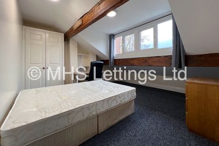 7 Bedroom Mid Terraced House for rent in Kensington Terrace - Photo 4
