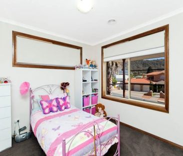 Beautifully Appointed Home in a Peaceful Cul de Sac, Perfect for Fa... - Photo 4