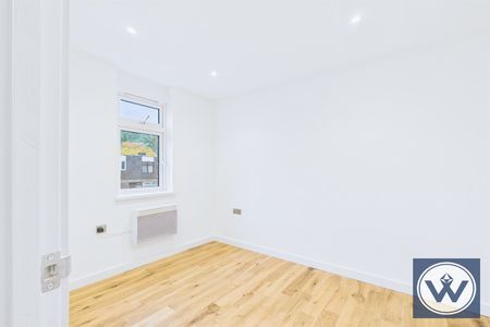 Flat to Rent: Roebourne Way, E16 - Photo 5