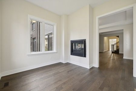 For Lease - 1367 Wheat Boom Drive, Oakville, Ontario - Photo 3