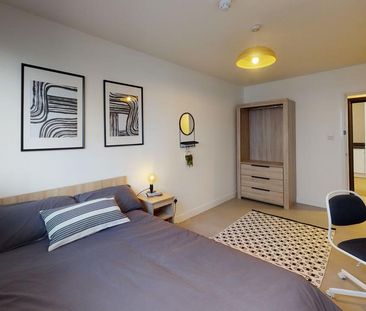 5 bedroom flat to rent - Photo 5