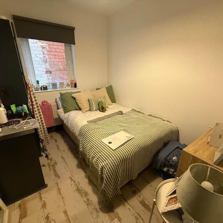 Apartment 1 Stranmillis Road, Belfast, BT9 5AE - Photo 1