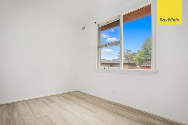 Stylishly Renovated Family Home in Peaceful Kingswood Pocket - Photo 1