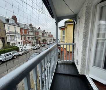 1 bedroom flat to rent - Photo 4