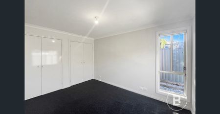 WELL PRESENTED THREE BEDROOM HOME IN GREAT LOCALE - Photo 3