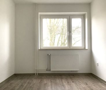 Helle 3-Zimmer-Wohnung mit Balkon und neuem Tageslichtbad - Photo 1