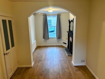 66 Mount Street, Coleraine, BT52 1HQ - Photo 2