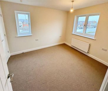 3 bedroom detached house to rent - Photo 3