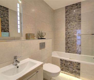 Providence House, Bartley Way, RG27 - Photo 1