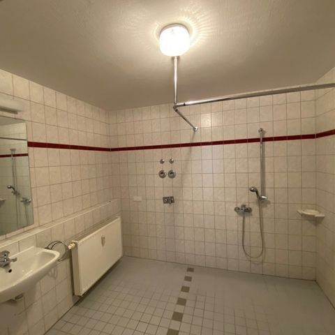 FÃ¼r Mieter ab 60 Jahre: gemÃ¼tliche 2-Zi.-Wohnung mit Balkon! - Foto 1