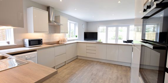 🌟Luxury En-Suite Rooms🌟 Bedroom E - Photo 2