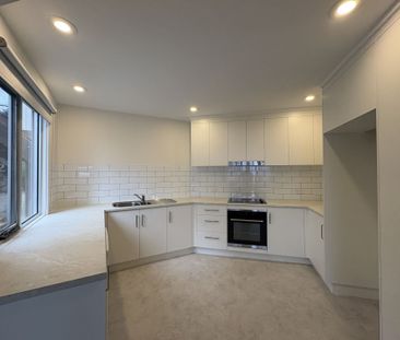 Enjoy the easy lifestyle, living here - Photo 5