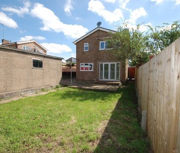 Derwent Close, Brownsover, Rugby, CV21 - Photo 5