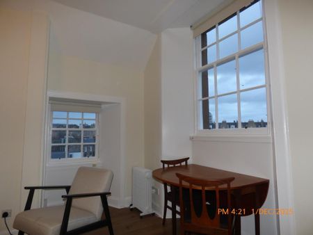 1 bedroom flat to rent - Photo 3