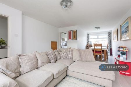 3 bedroom terraced house to rent - Photo 2