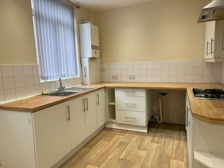 3 bedroom terraced house to rent - Photo 5