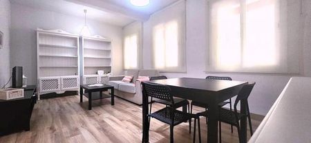 Rent of Refurbished Apartment in Arganzuela - Ideal for Families - Photo 2