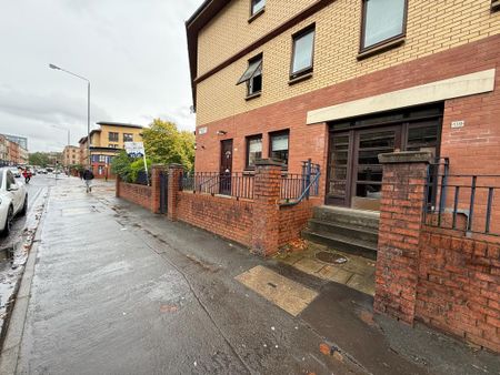 2 bedroom flat to rent - Photo 2