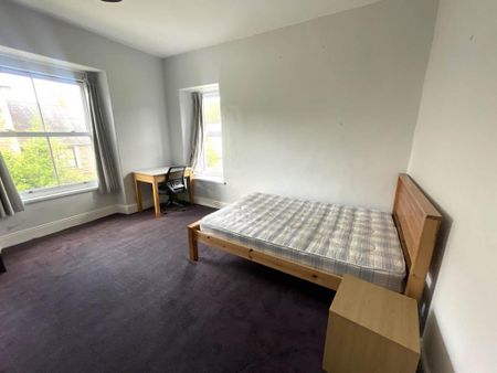 8 bedroom house to rent - Photo 4