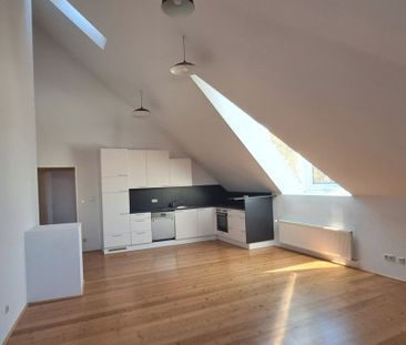 Tolle 2 Zimmer DG-Wohnung in Ruhelage inkl. Nutzung Gemeinschaftste... - Photo 6