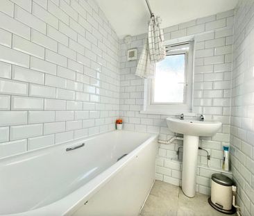 Room in a Shared House, Berkeley Walk, N7 - Photo 4