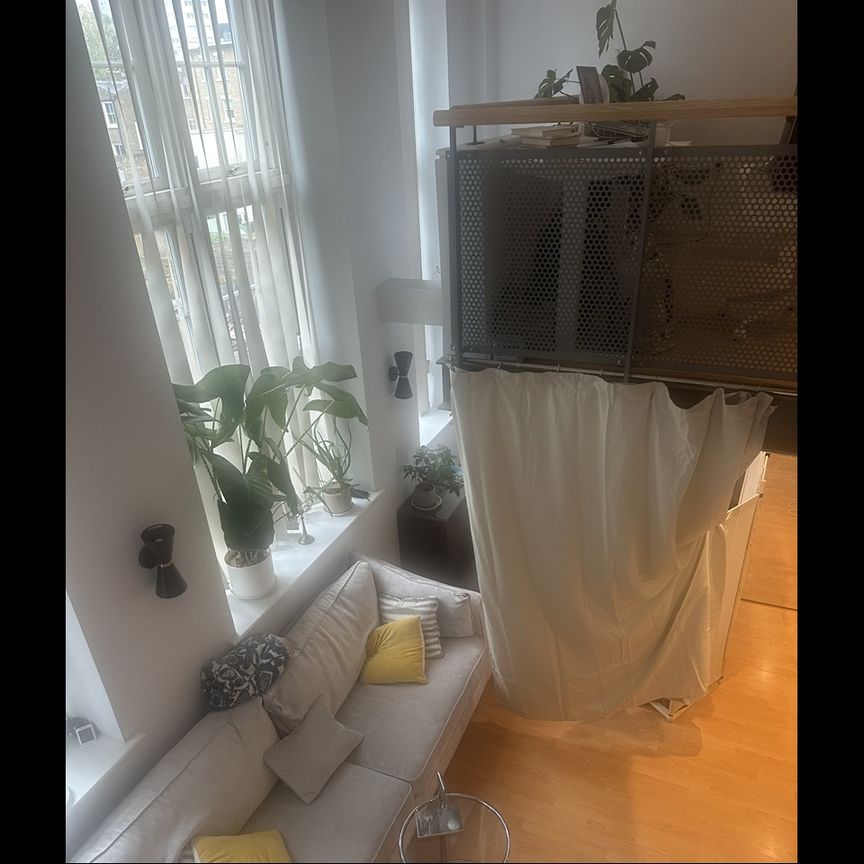 Room in a Shared Flat, The School House, N7 - Photo 1