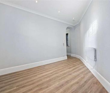 High Road, London, NW10 - Photo 1