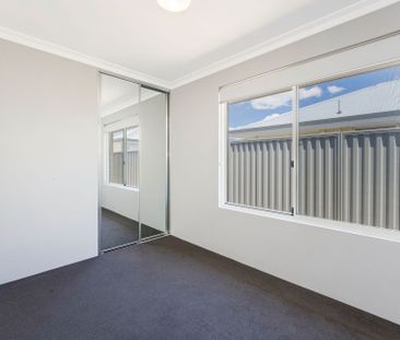 Fresh, Modern & Perfectly Positioned Less Than 1km from the Heart o... - Photo 4