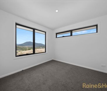 Immaculately presented three bedroom home. - Photo 2