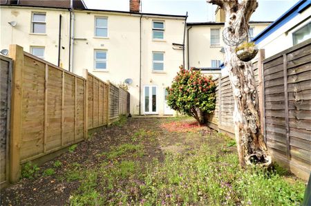 1 bedroom maisonette to rent - Photo 4