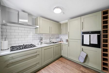 South Parade - Photo 5