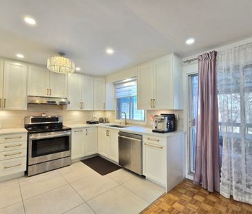 Maison à étages à louer - Laval (Chomedey) (Autres) - Photo 3