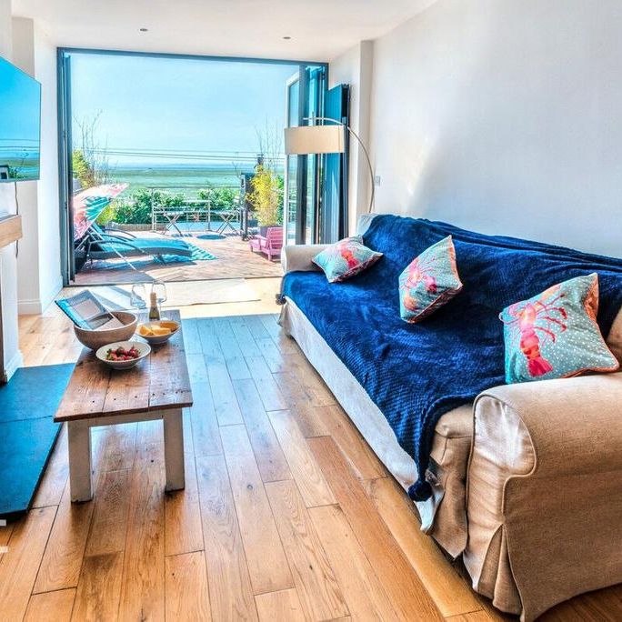 2 bedroom semi-detached house to rent - Photo 1