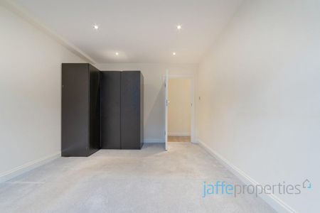 2 bedroom property to rent - Photo 4